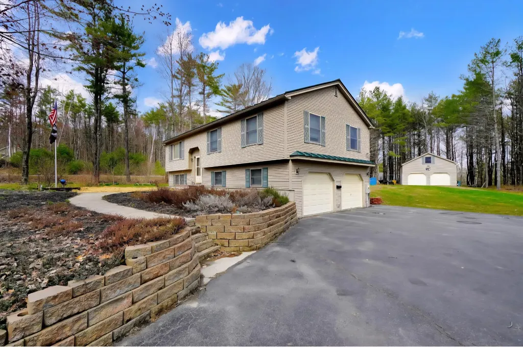 61 Town Farm Road Oakland ME 04963