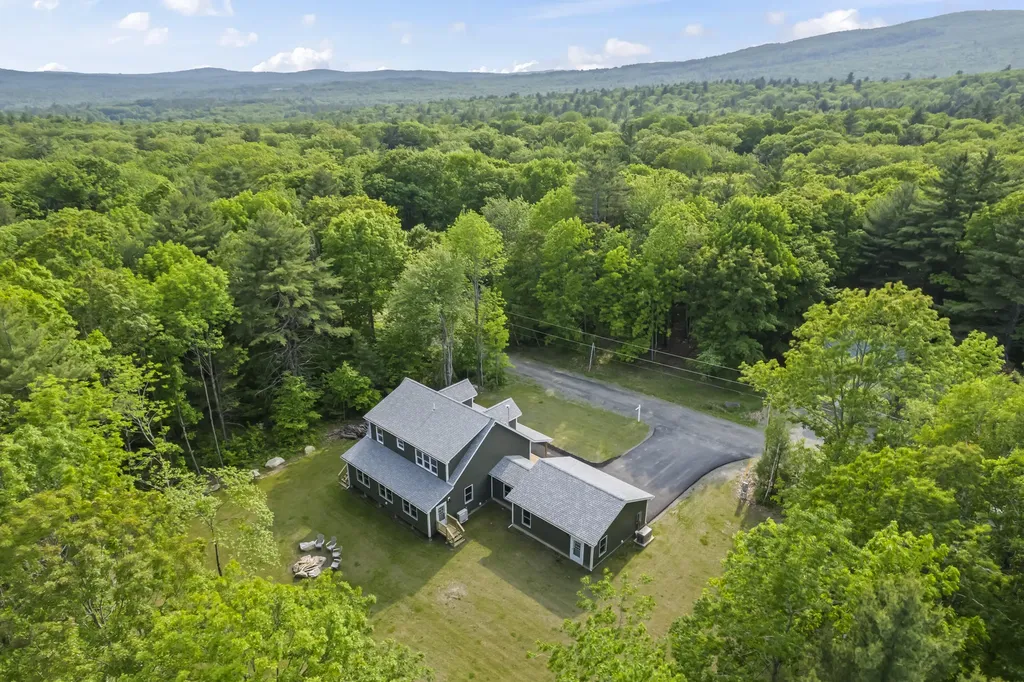 52 Birch Estates Rome ME 04963
