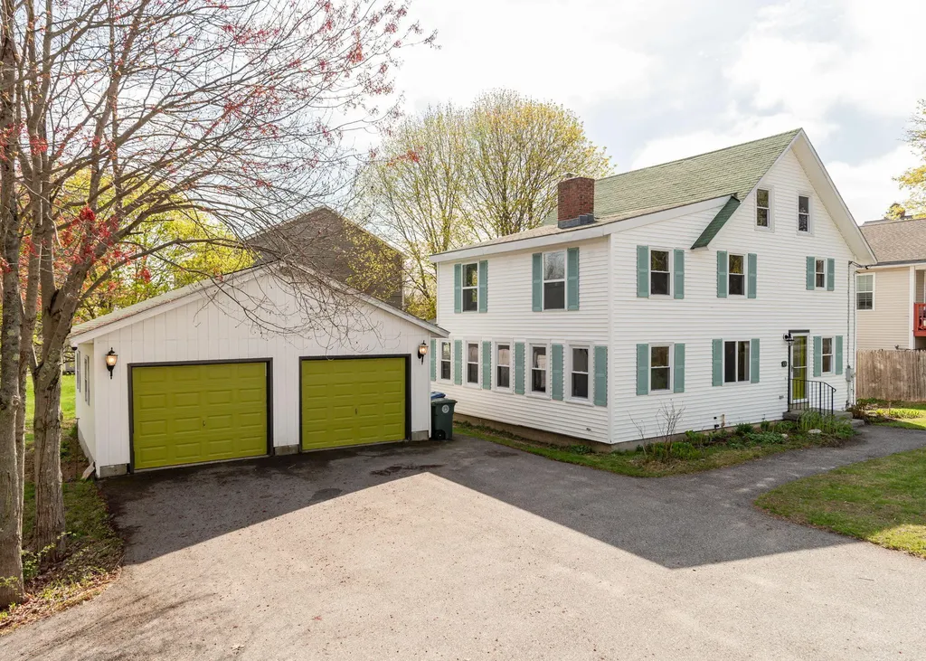430 Cumberland Street Westbrook ME 04092