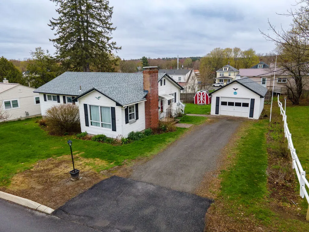 25 Allen Road Brewer ME 04412