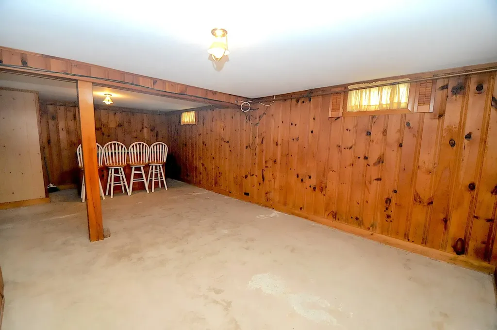 25 Allen Road Brewer ME 04412