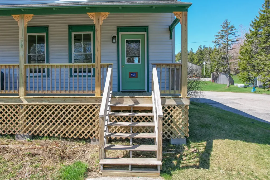 252 Seawall Road Southwest Harbor ME 04679
