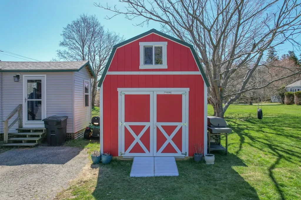 252 Seawall Road Southwest Harbor ME 04679