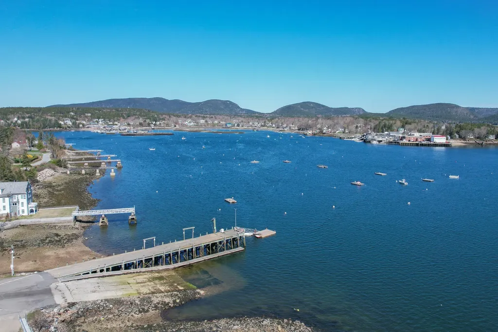 252 Seawall Road Southwest Harbor ME 04679