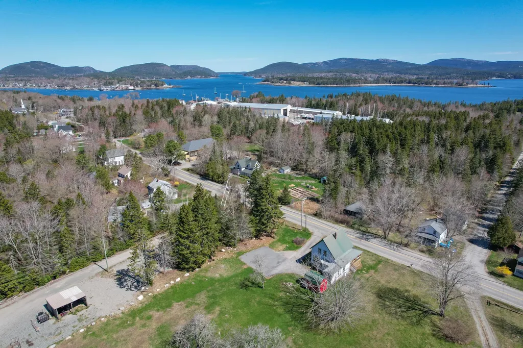 252 Seawall Road Southwest Harbor ME 04679