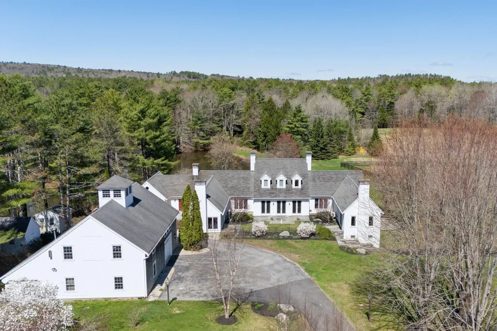 238 Hallowell Road Pownal ME 04069