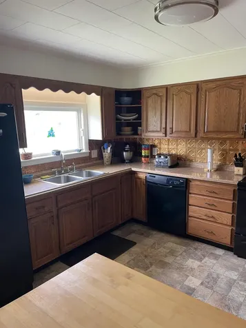 15 Patrick Street Skowhegan ME 04976