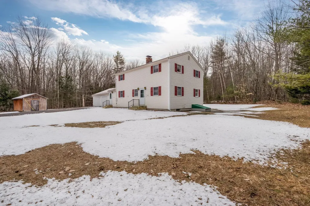 65 Bull Run Road Greene ME 04236