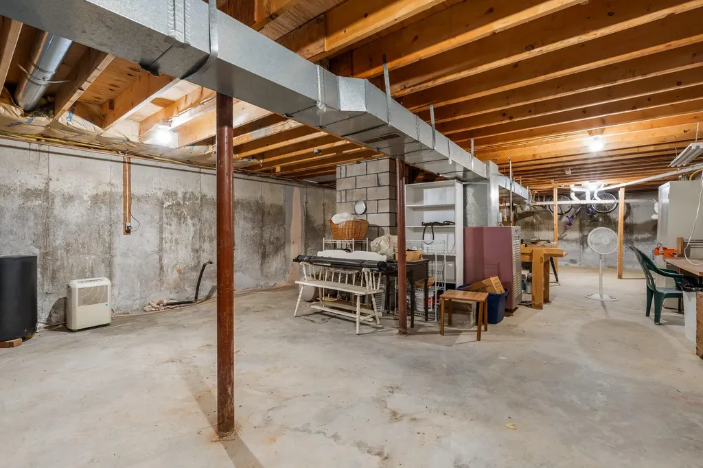 65 Bull Run Road Greene ME 04236