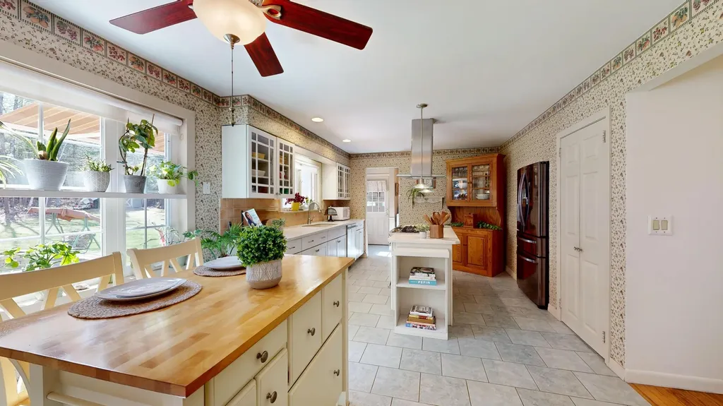 77 Pinewoods Road Lewiston ME 04240