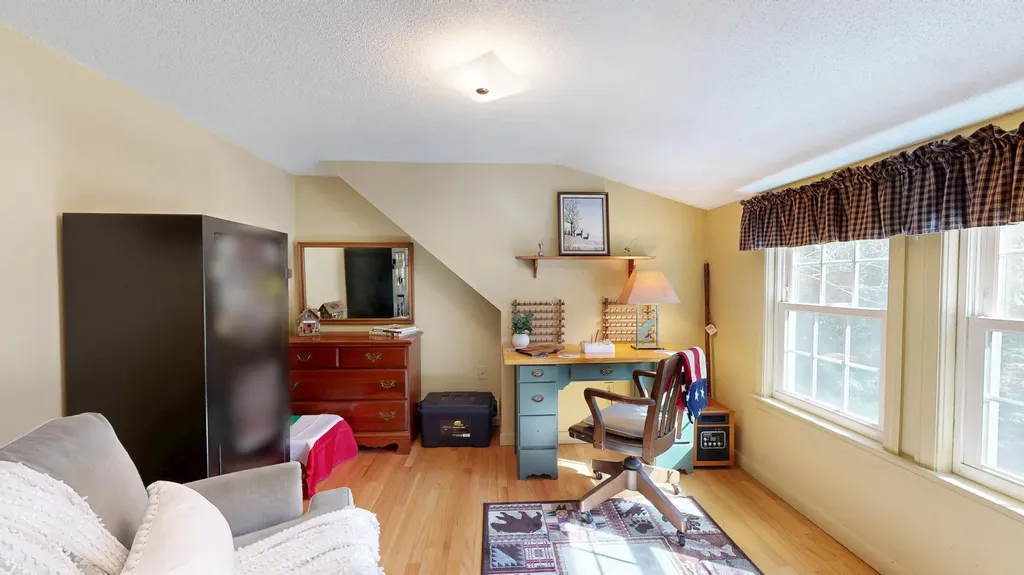 77 Pinewoods Road Lewiston ME 04240