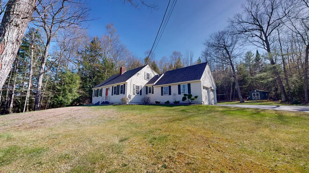 77 Pinewoods Road Lewiston ME 04240