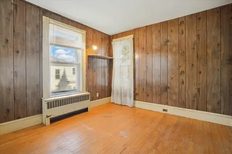 14 Central Street Winthrop ME 04364