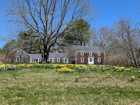 324 Mill Road Edgecomb ME 04556