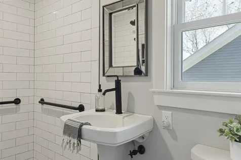 60 East Elm Street Yarmouth ME 04096