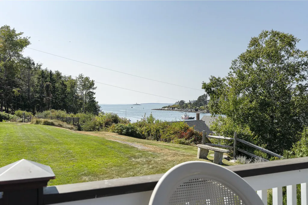 12 Steamboat Wharf Lane Harpswell ME 04079