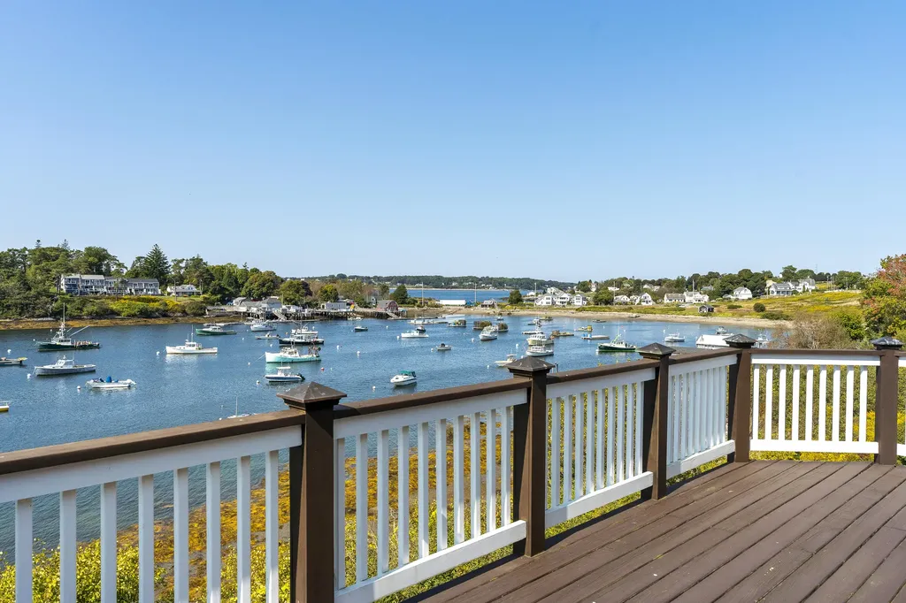 12 Steamboat Wharf Lane Harpswell ME 04079