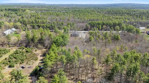 MR7L96C Scarlet Way Lebanon ME 04027