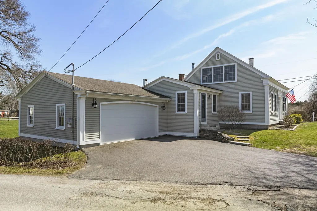 6 Barker Point Road Harpswell ME 04003
