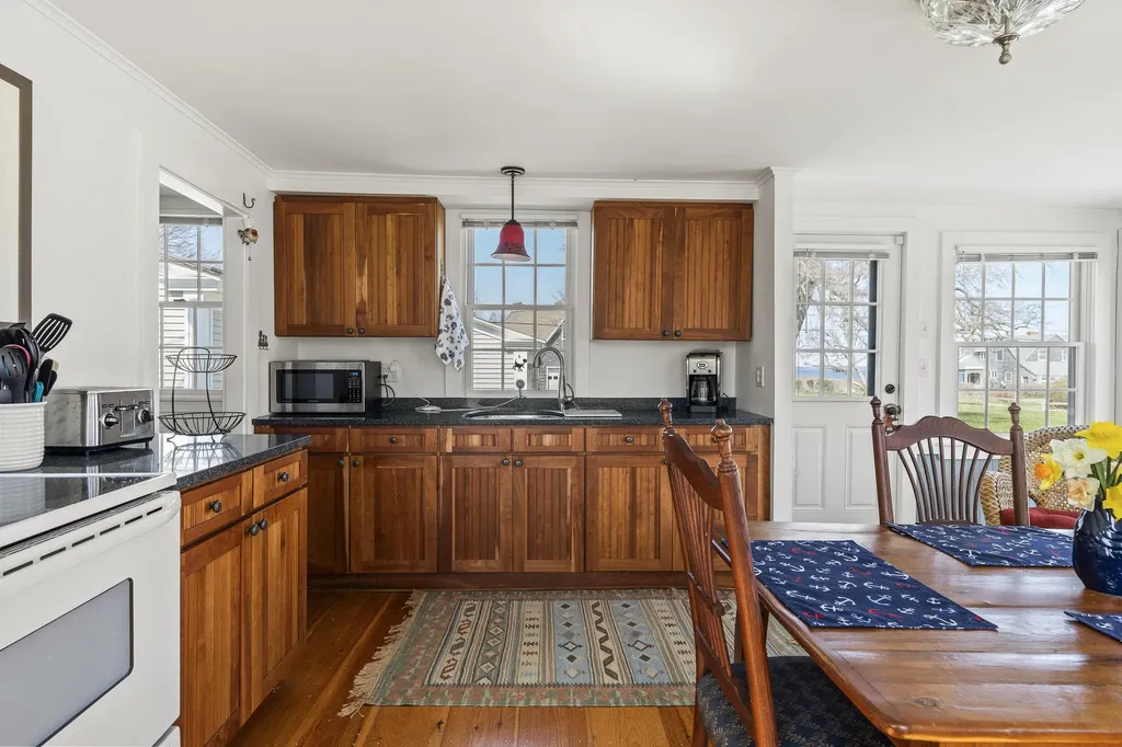 6 Barker Point Road Harpswell ME 04003