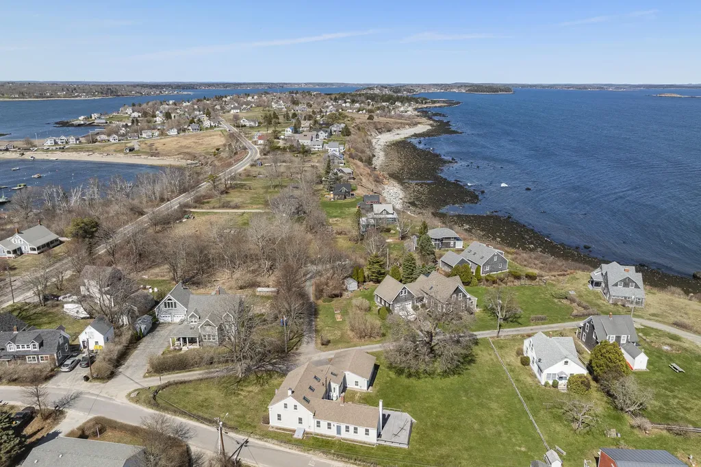 6 Barker Point Road Harpswell ME 04003