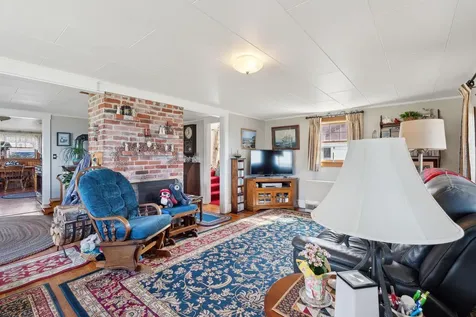 8 Powderhouse Cove Road South Thomaston ME 04858