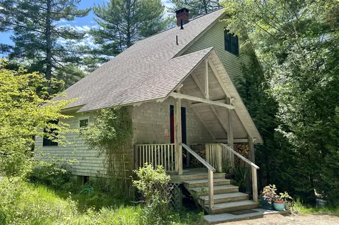 67 Rob Road Brooklin ME 04616