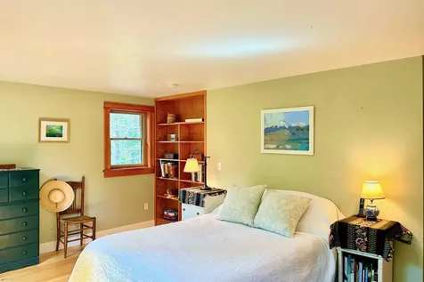 67 Rob Road Brooklin ME 04616