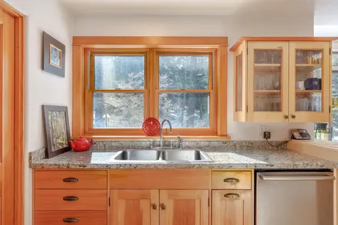 67 Rob Road Brooklin ME 04616