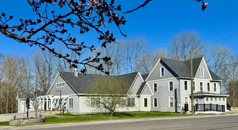 647 Maine Avenue Farmingdale ME 04344