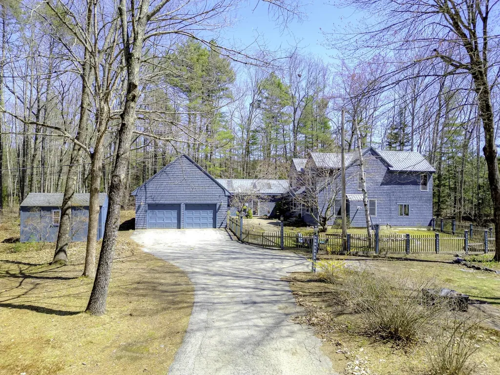 23 Peterson Road Westbrook ME 04092