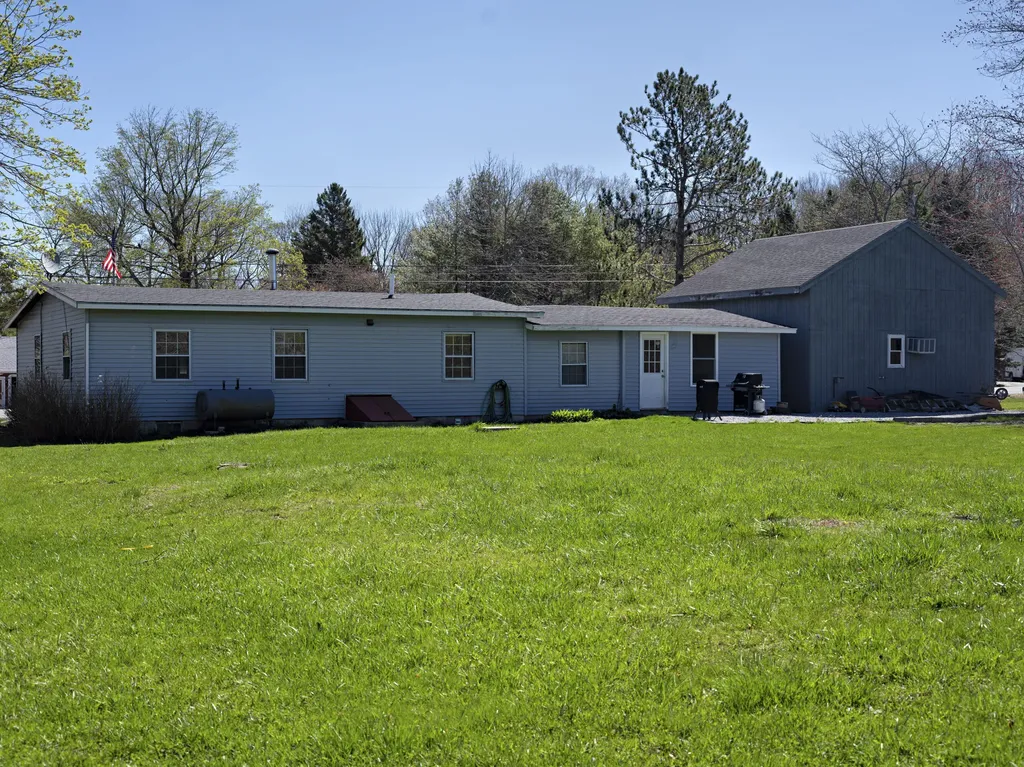 38 Lake View Drive Rockland ME 04841