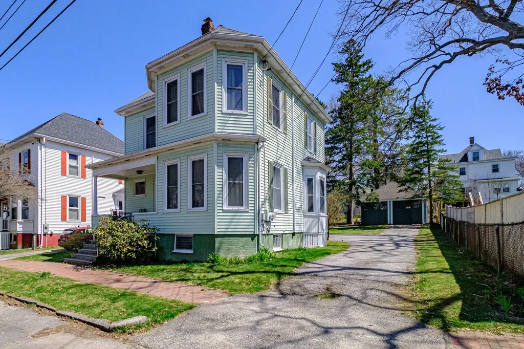 82 William Street Portland ME 04103