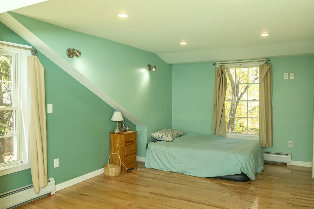 4 Ferry Road Saco ME 04072