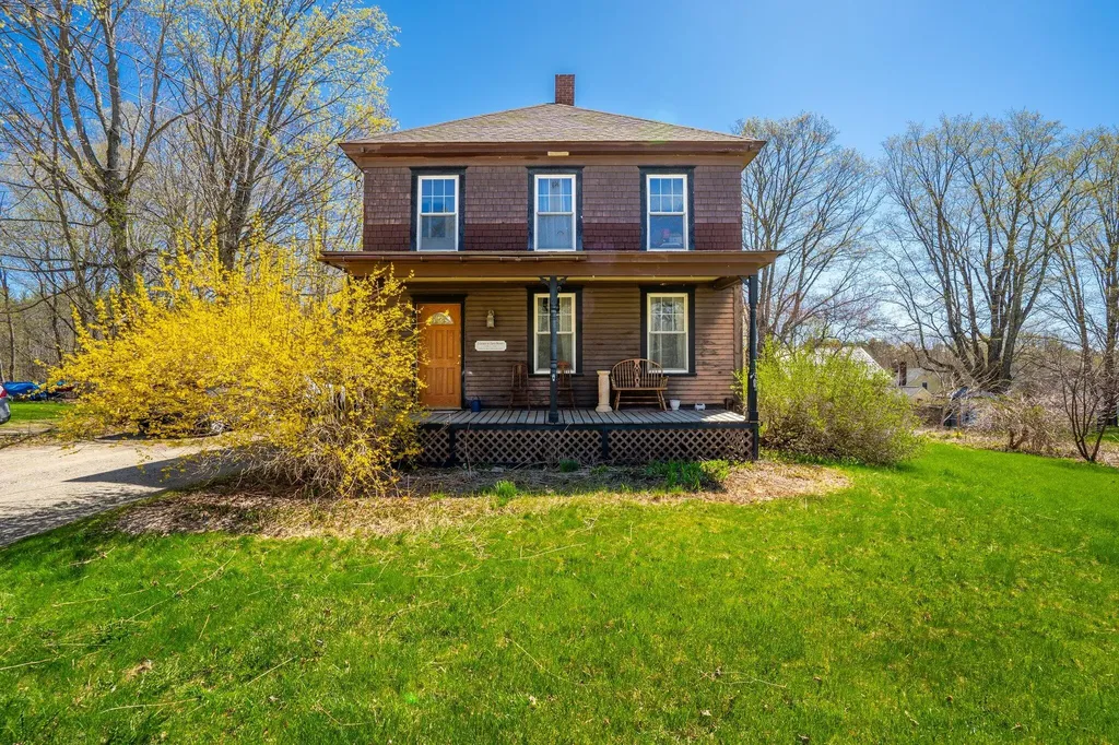 9 Church Road Readfield ME 04355