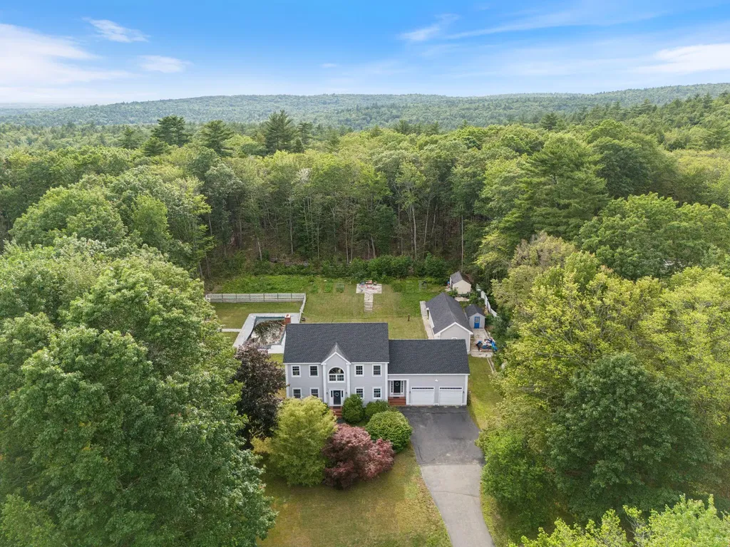 12 Summit Terrace Falmouth ME 04105