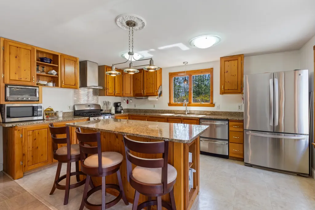 36 Farmview Lane Freeport ME 04032