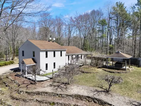 36 Farmview Lane Freeport ME 04032