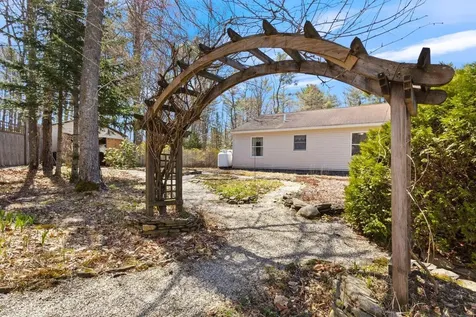 36 Farmview Lane Freeport ME 04032