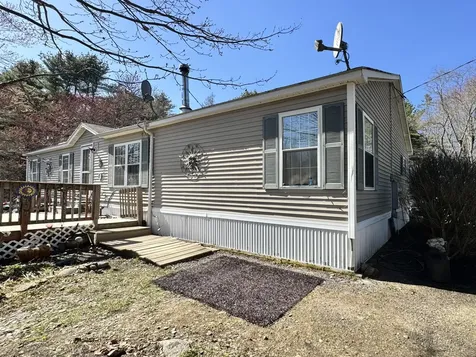 252 Blanket Lane Prospect ME 04981