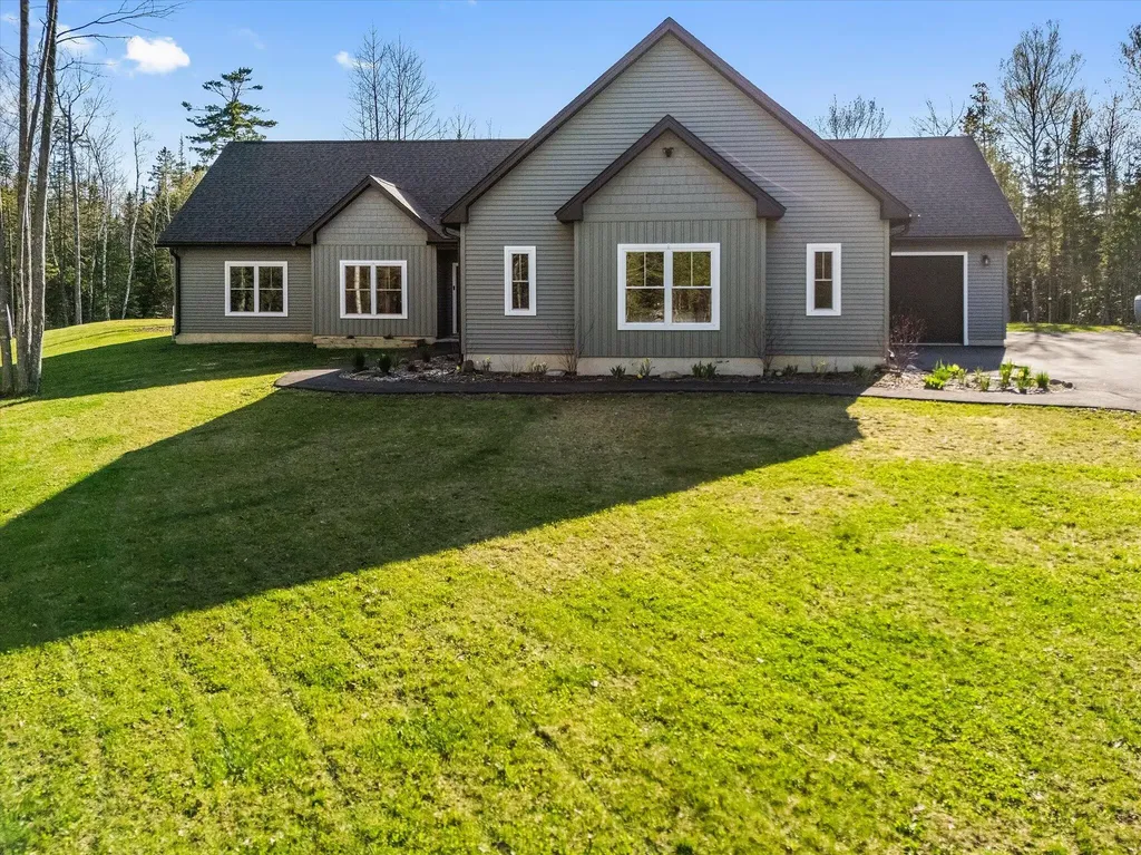205 Skyline Road Bangor ME 04401