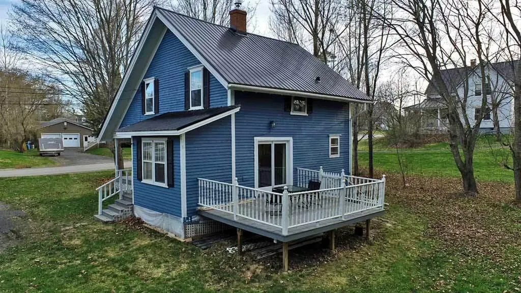 33 Columbia Street Houlton ME 04730