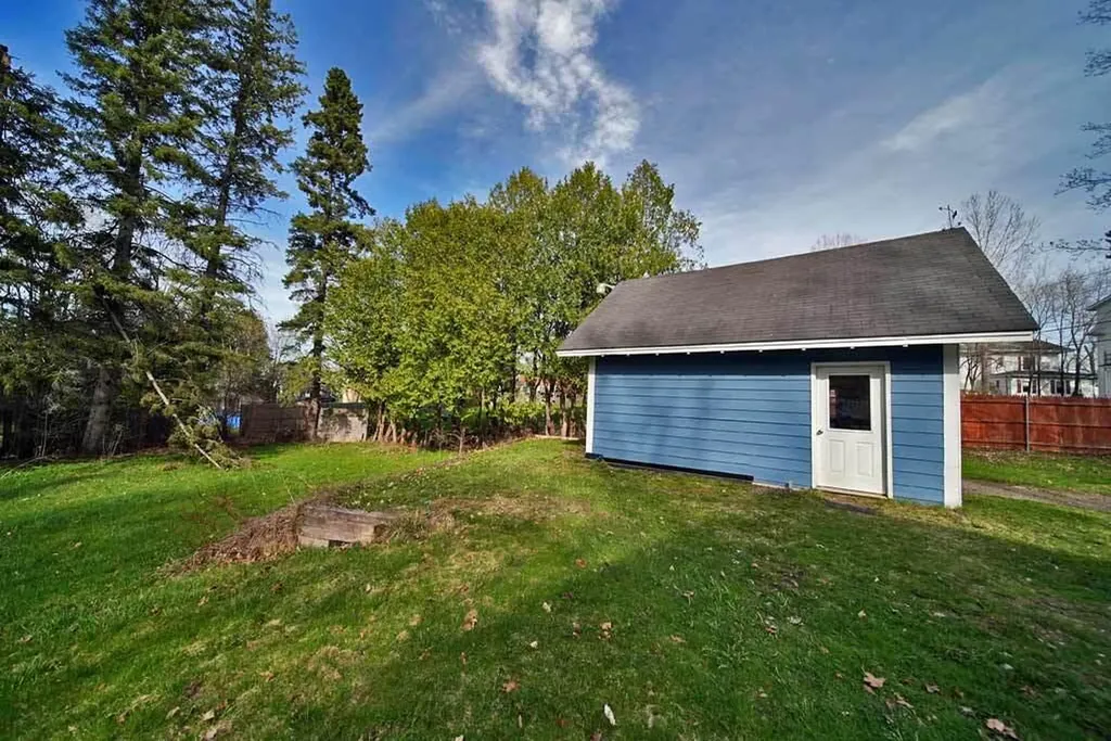 33 Columbia Street Houlton ME 04730