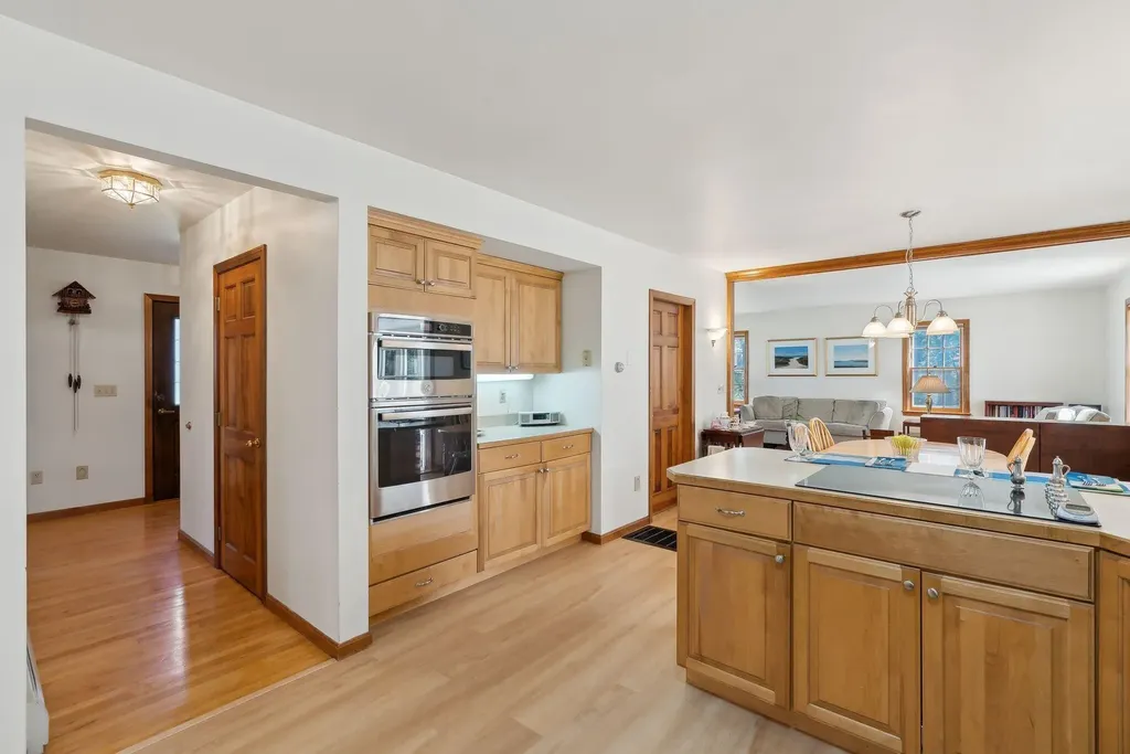 19 Windsor Pines Drive Scarborough ME 04074