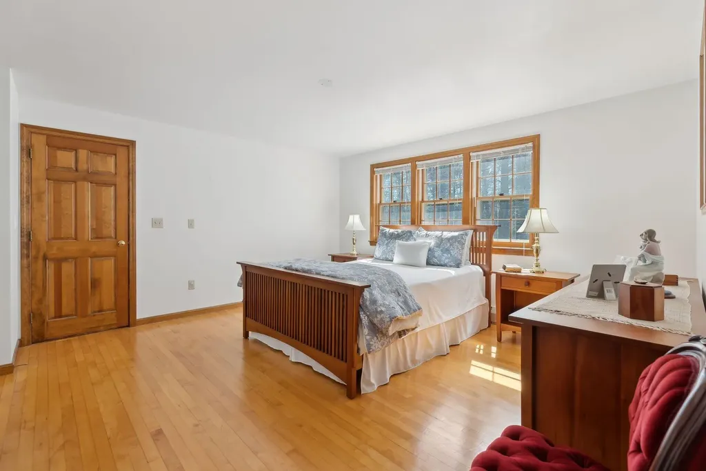 19 Windsor Pines Drive Scarborough ME 04074