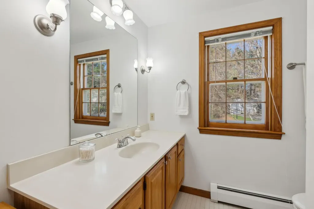19 Windsor Pines Drive Scarborough ME 04074