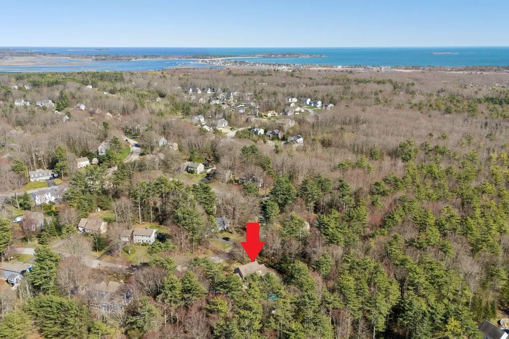19 Windsor Pines Drive Scarborough ME 04074