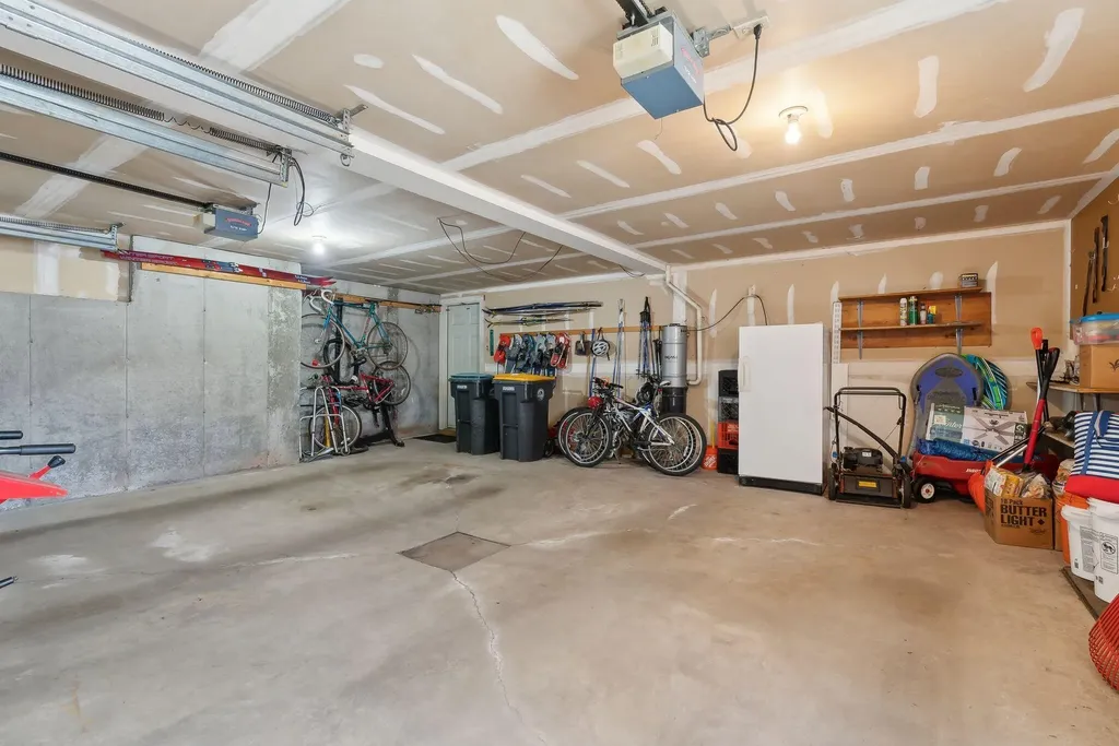 19 Windsor Pines Drive Scarborough ME 04074
