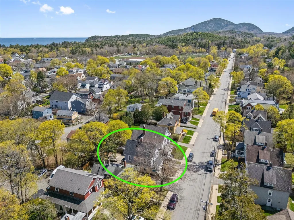 22 Ledgelawn Avenue Bar Harbor ME 04609