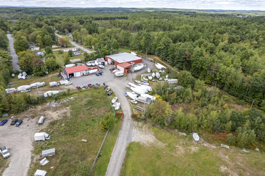 34 Compass Lane Topsham ME 04086